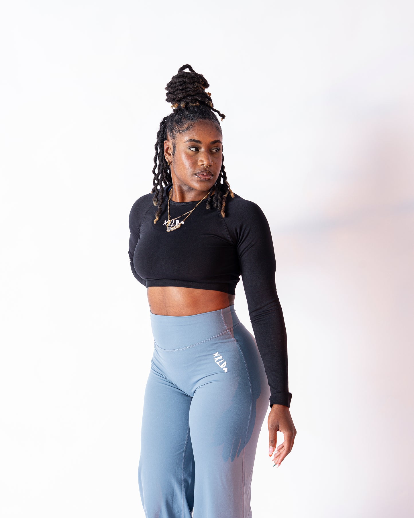 OBSIDIAN Long Sleeve Crop Top